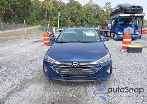 2019 Hyundai Elantra Se z USA, uszkodzony, nr VIN 5NPD74LF3KH472106
